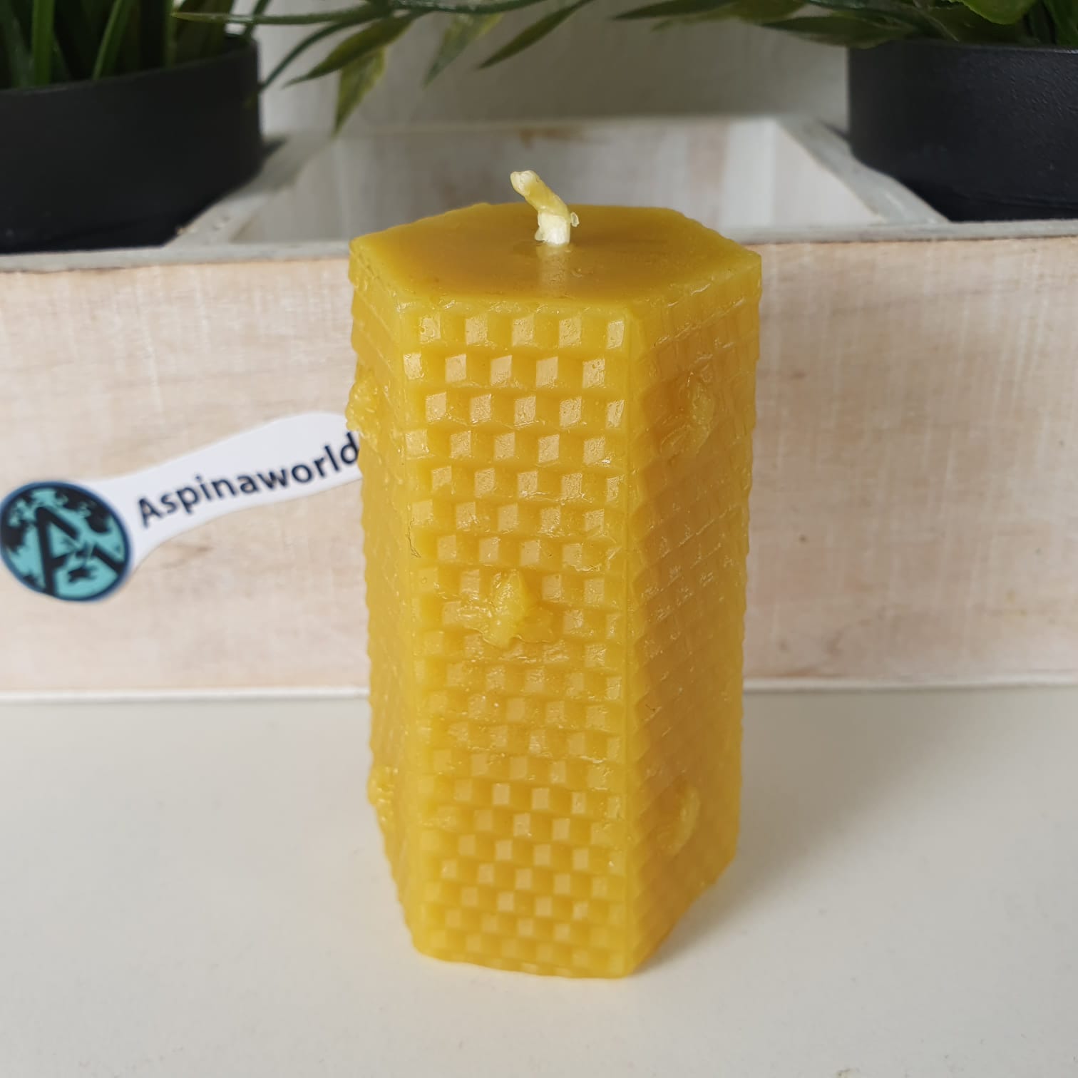Bienenwachskerze sechseckige Wabenkerze 8 cm