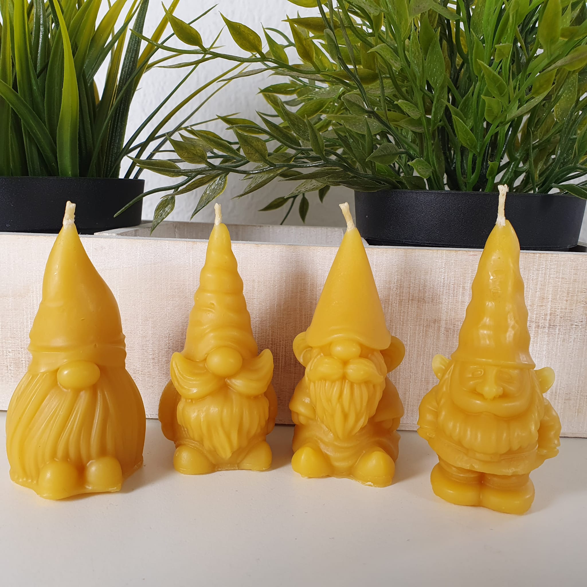Bienenwachskerze Zwerg Kerze im 4 er Set 8 cm