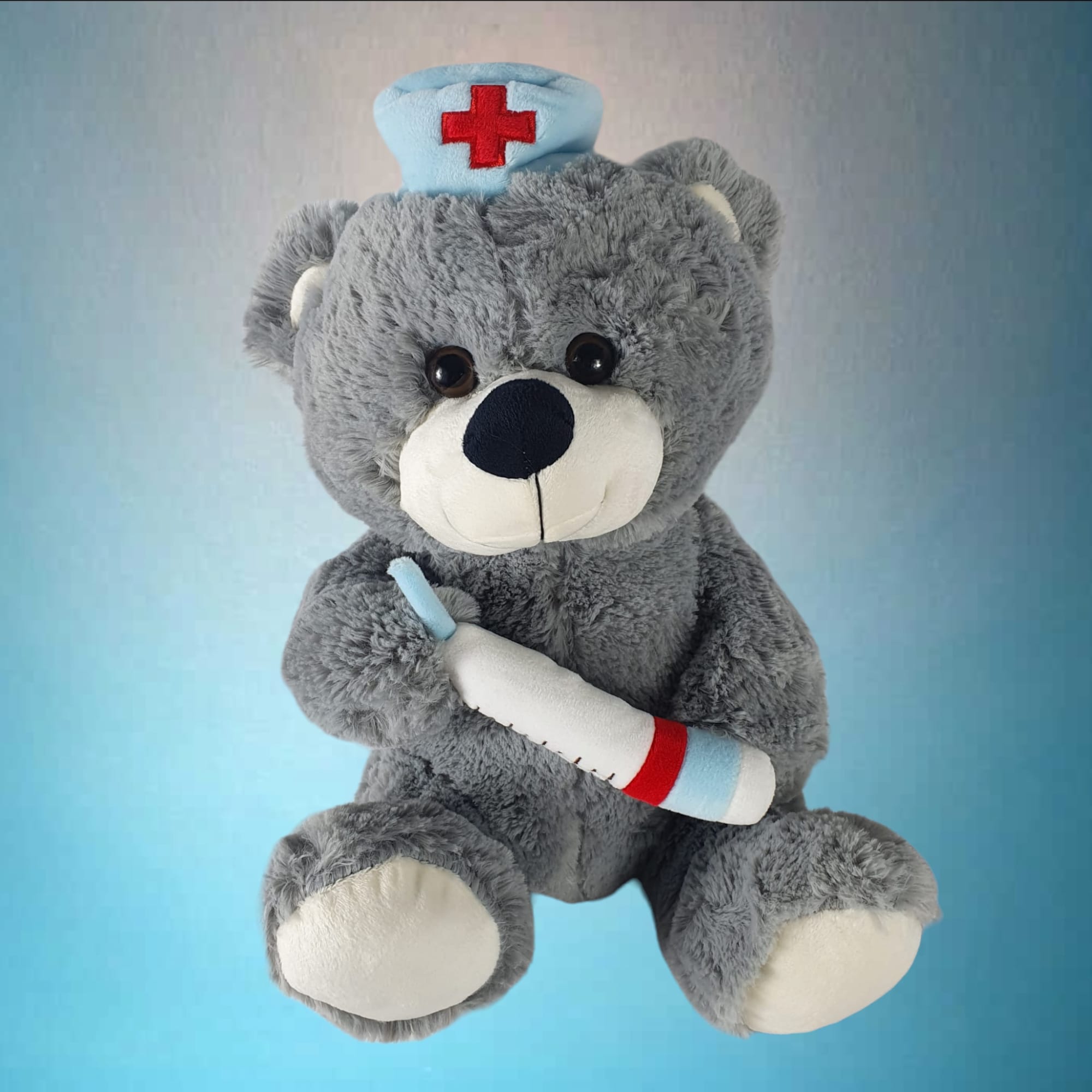Kuscheltier "Doktor" Plüsch Bär mit Spritze 34 cm