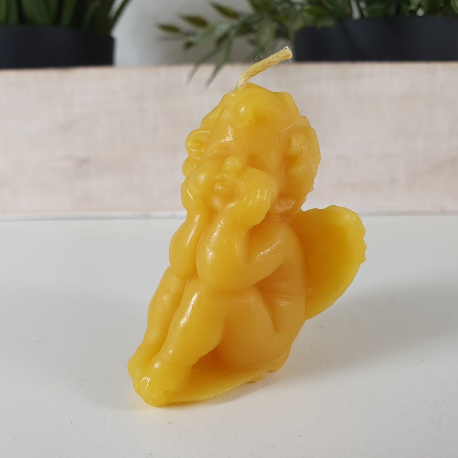 Bienenwachskerze sitzende Engel Kerze 5,5 cm