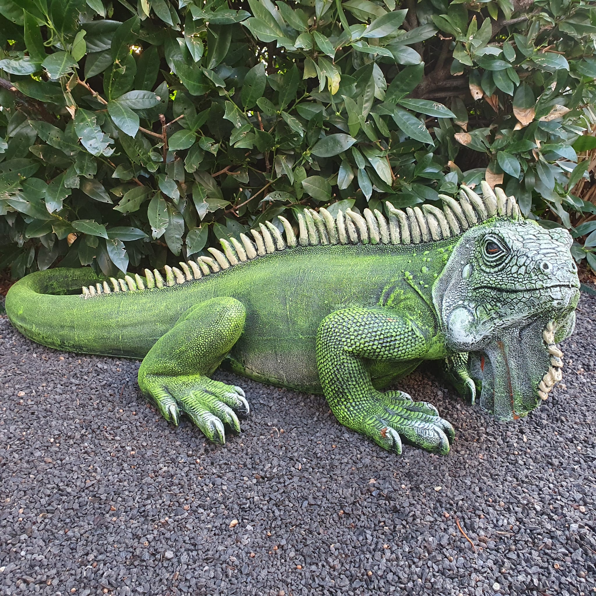 Gartenfigur große Leguan Figur 96 cm lang