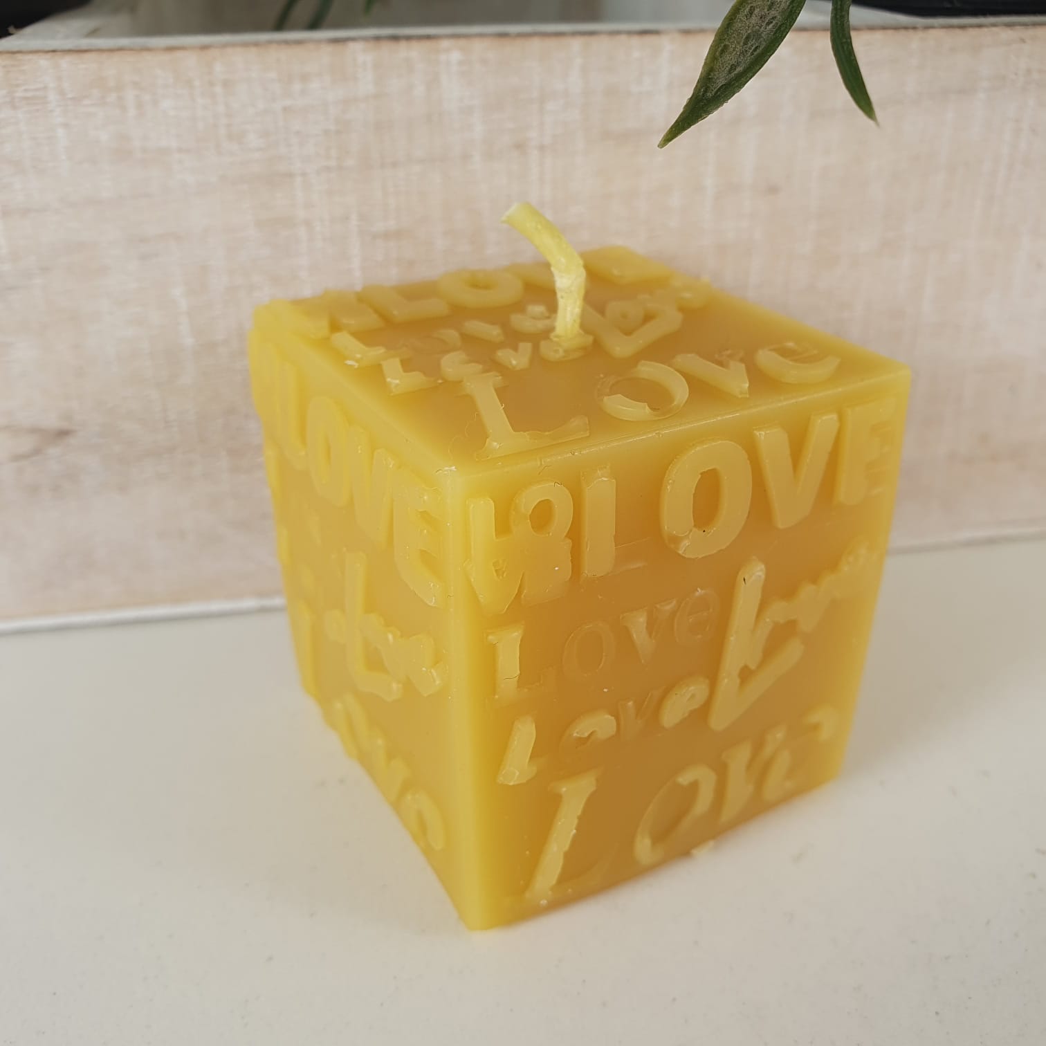 Bienenwachskerze Love Würfel Kerze 4,5 cm