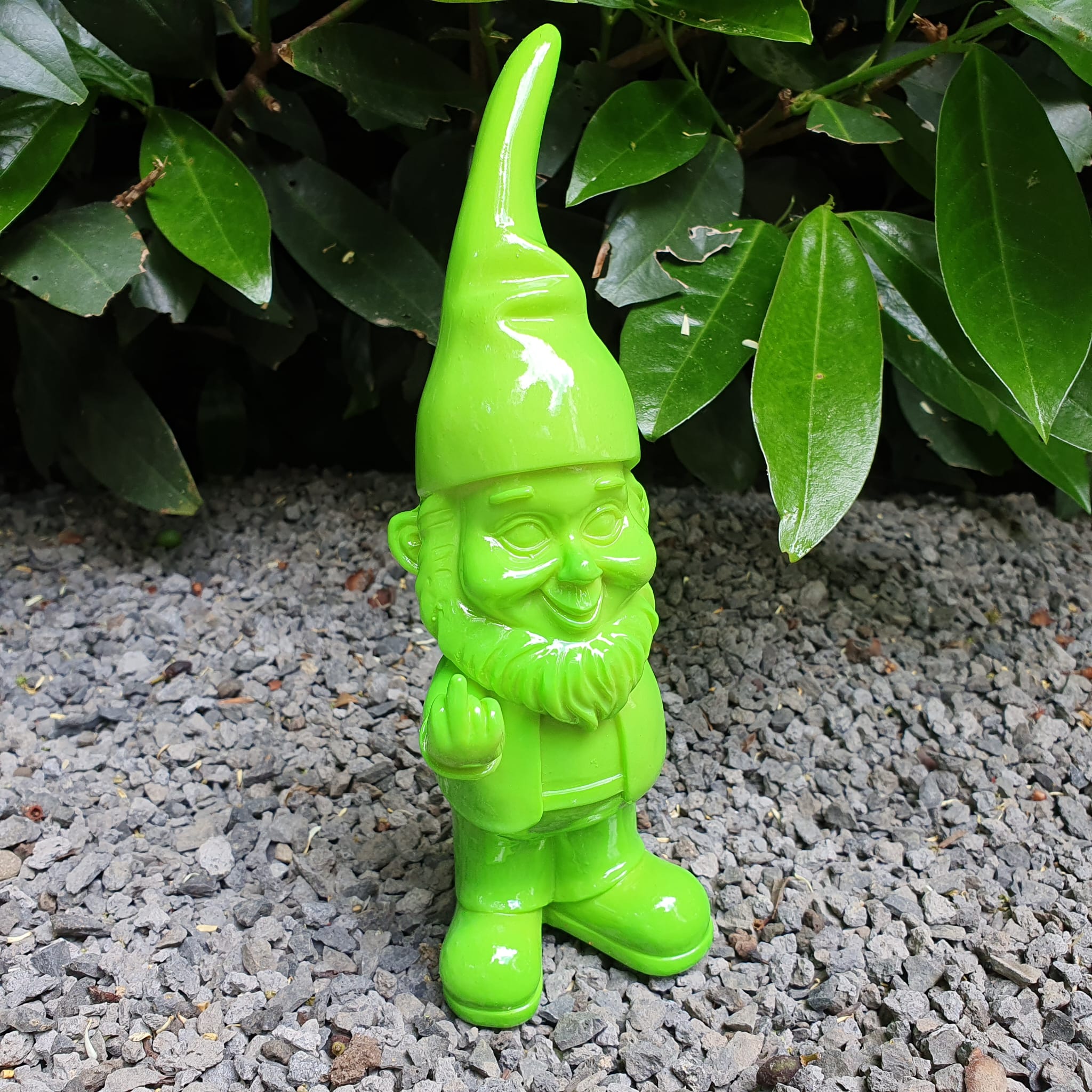 Gartenzwerg mit Stinkefinger 17 cm grün