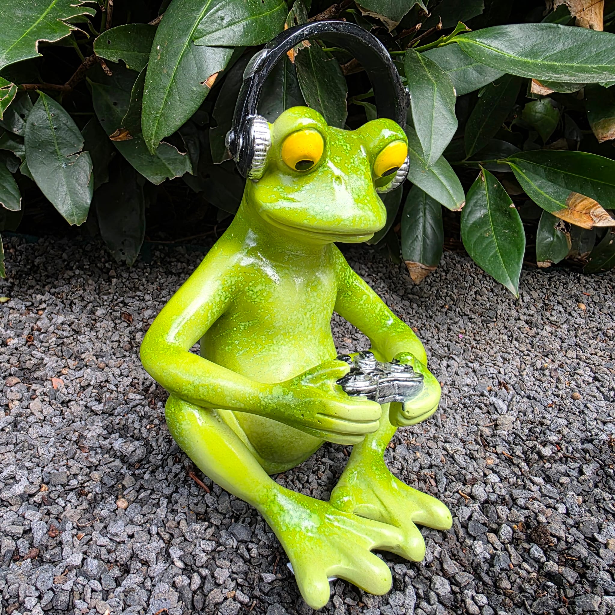 Gartenfigur Frosch Figur Gamer 18 cm