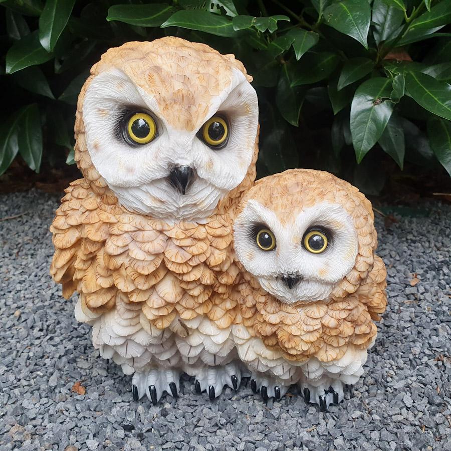 Gartenfigur braune Eulen Figur mit Kind 24