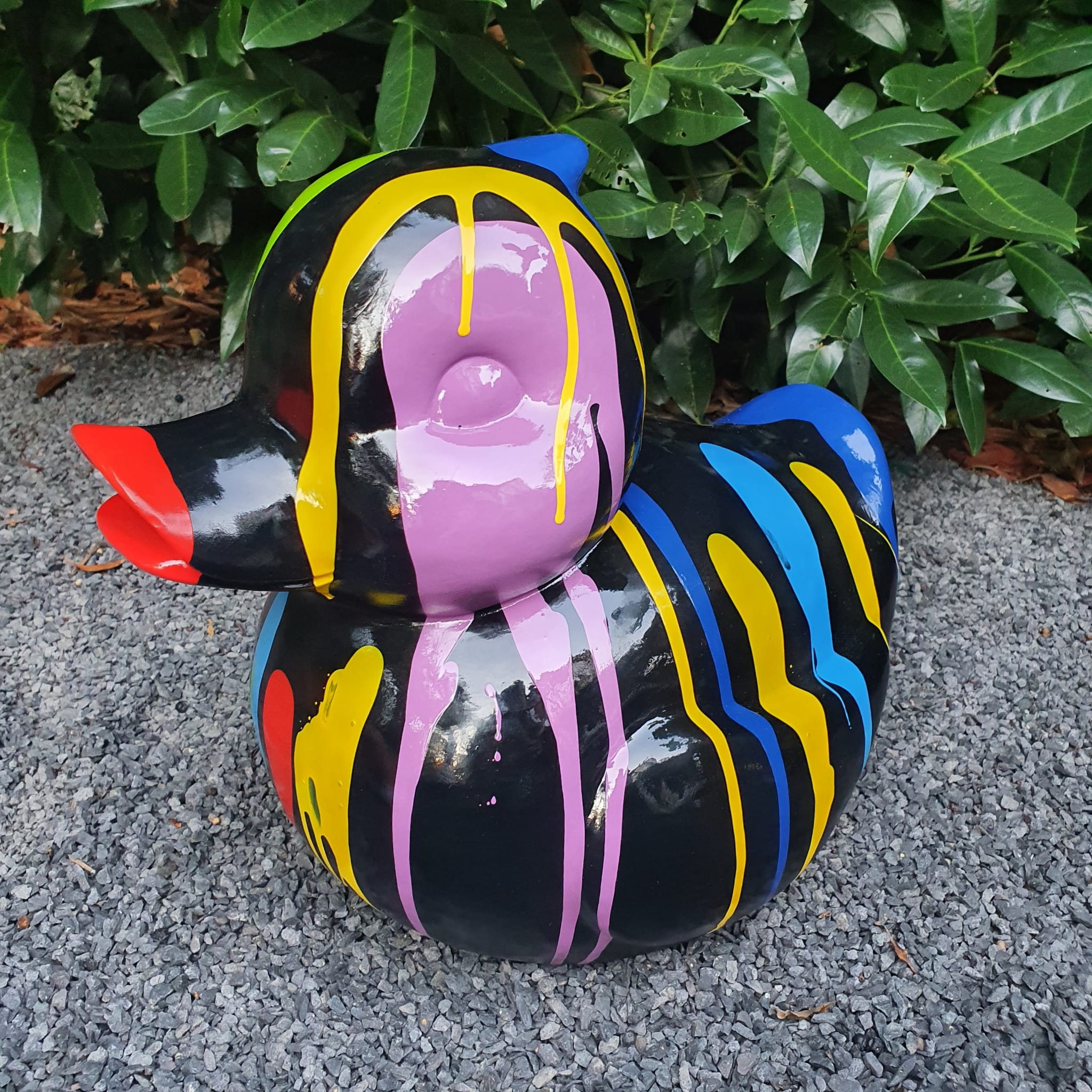 Gartenfigur schwarz bunte Enten Figur 33 cm