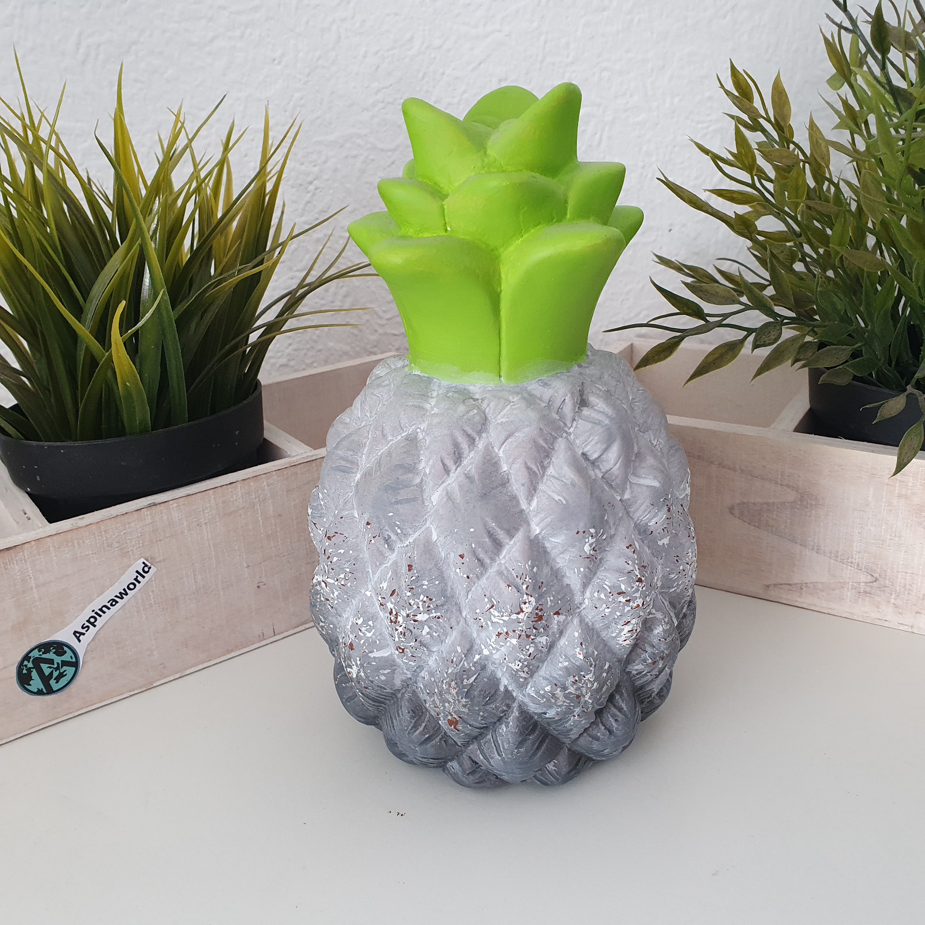 Deko Ananas Figur grün 20 cm