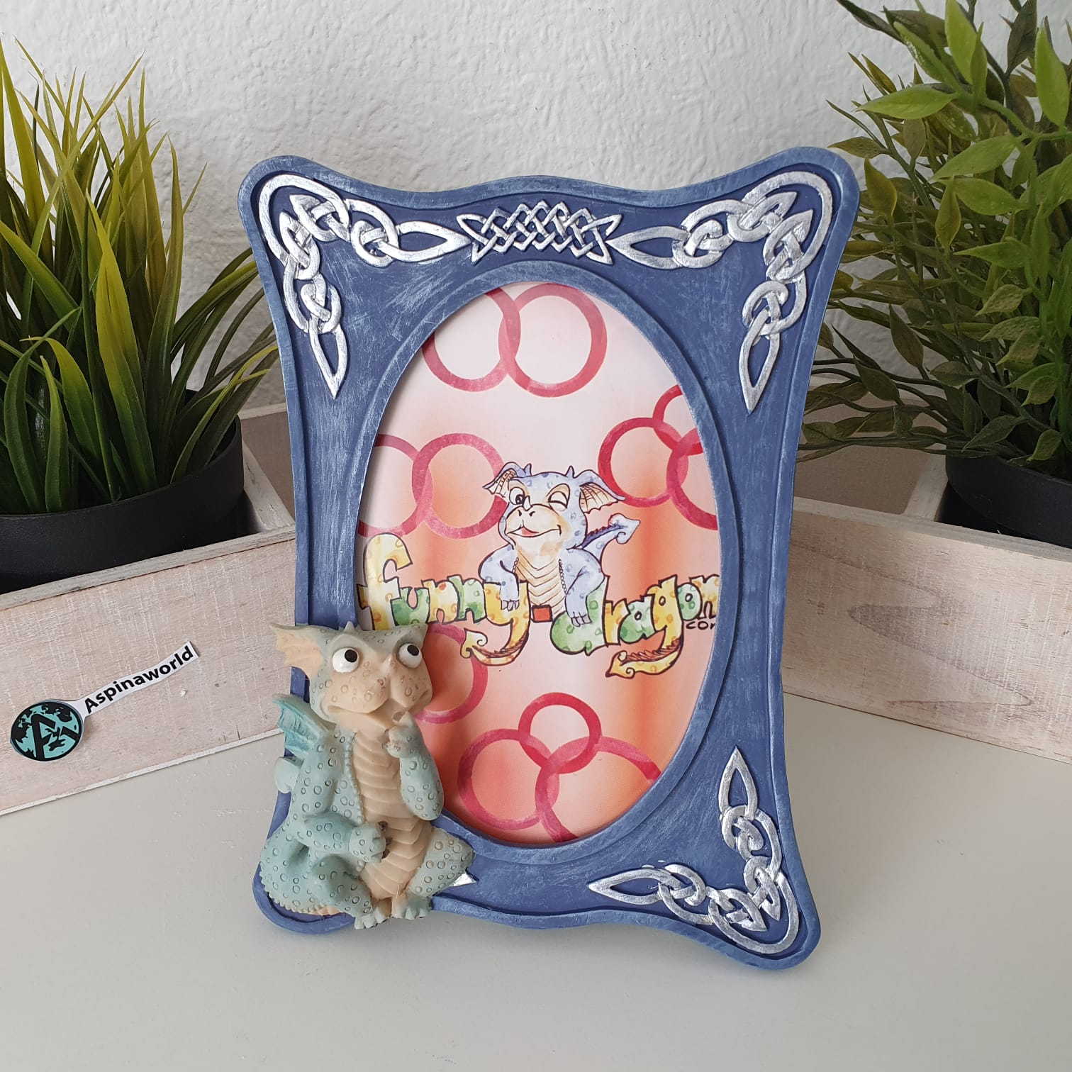 Blauer Bilderrahmen mit Drache 19 cm